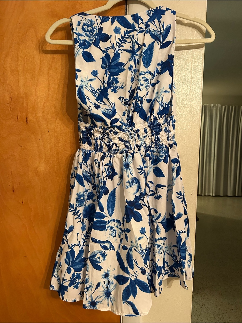 Skatie Dress 🤍💙 - Picture 3 of 3